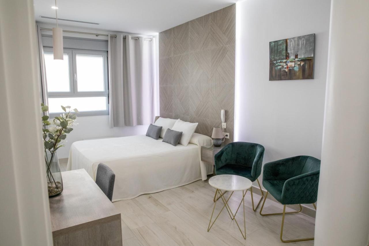 Apartahotel Enfasis-Group El Cuervo  ภายนอก รูปภาพ