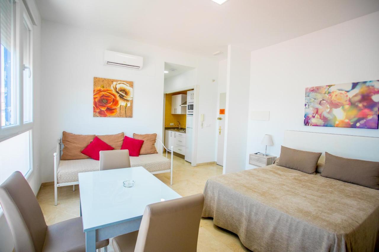 Apartahotel Enfasis-Group El Cuervo  ภายนอก รูปภาพ