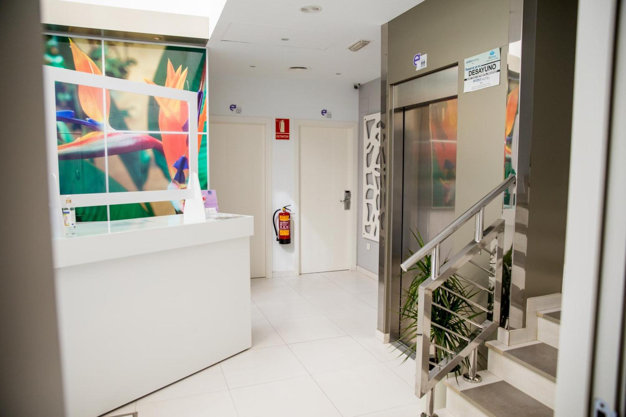 Apartahotel Enfasis-Group El Cuervo  ภายนอก รูปภาพ